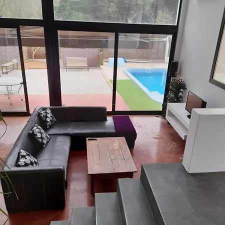 Modern House In The Countryside By The Mediterranean Llagostera